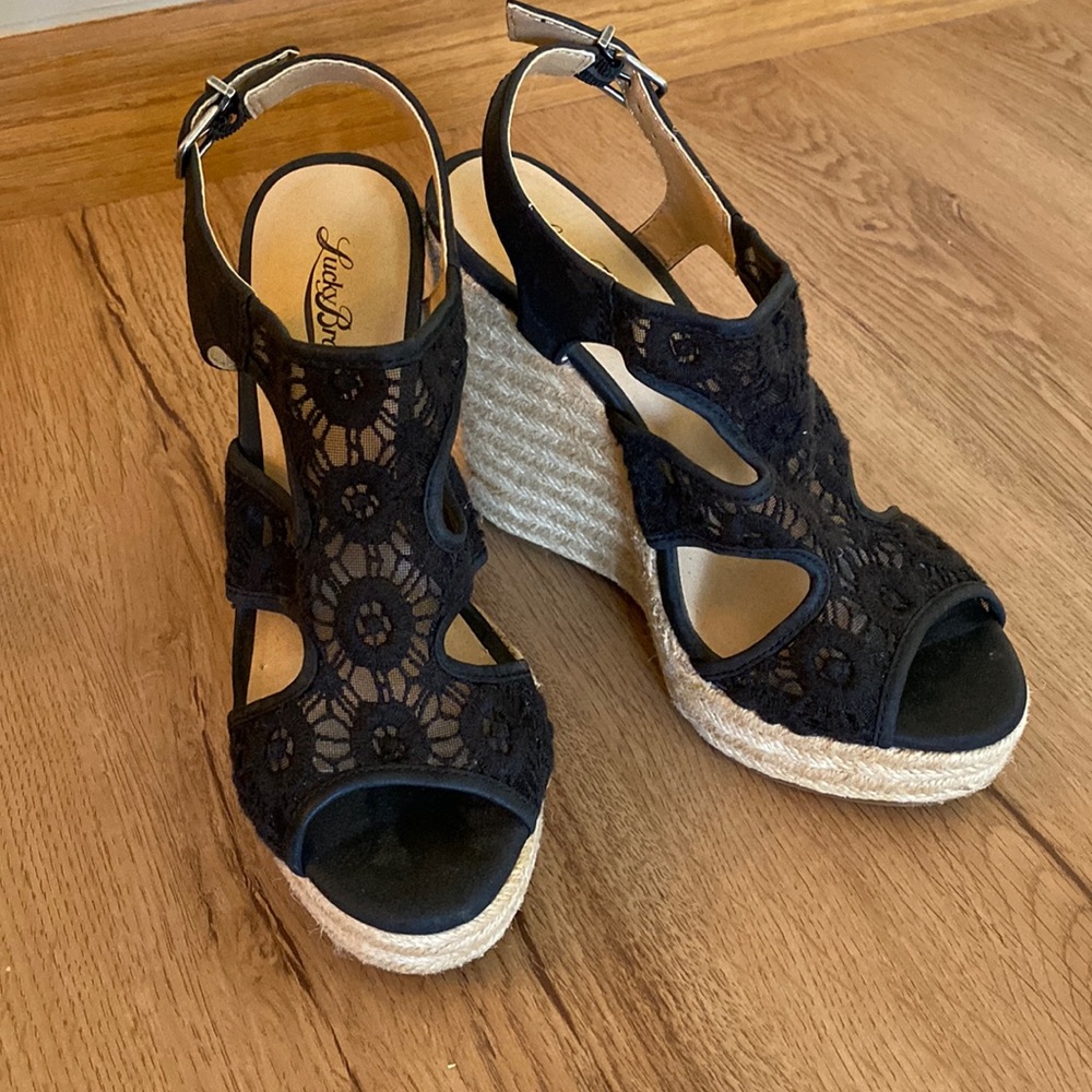 Lucky Brand size 7 black lace wedges